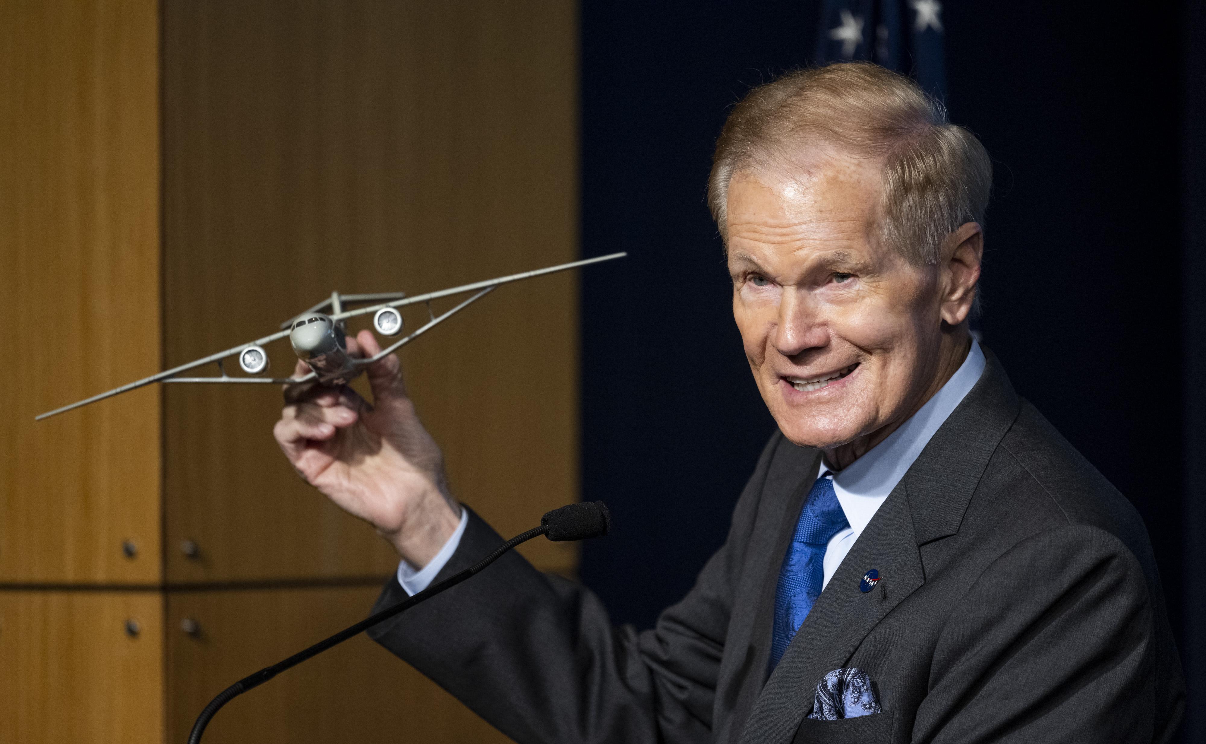 NASA Issues Award for Greener, More Fuel-Efficient Airliner of ...