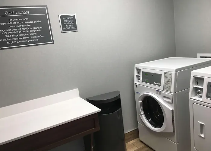 Top McMinnville Oregon Hotels for Wine Lovers