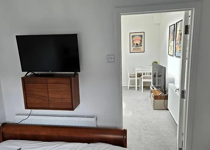 Best Hotels Near Twickenham Rugby Stadium