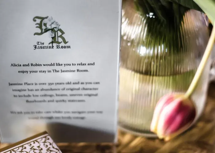 Top Hotels and B&Bs Near Charter Hall Colchester