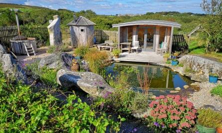 Little White Alice, Cornwall